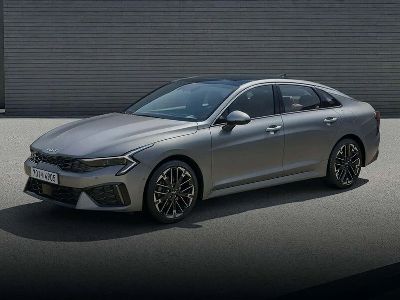 Kia updates K5 sedan