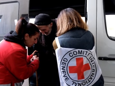 Red Cross helps elderly people left in Karabakh to relocate to Armenia (VIDEO)