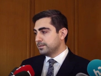 Разъяснение: Почему количество сопровождающих премьер-министра Армении машин увеличилось на 10?