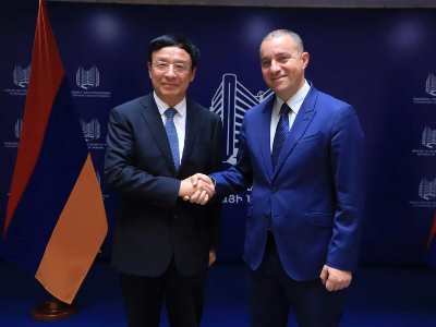Քերոբյանն առաջարկել է չինական ընկերություններին ներգրավվել արդյունաբերական պարկերի և «չոր նավահանգստի» նախագծերում