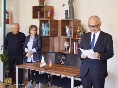 Ճապոնիայի դեսպանն այցելել է Խարբերդի մասնագիտացված մանկատուն