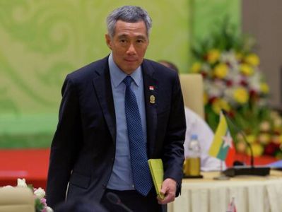 Singapore PM to transfer power to deputy until 2025 general election