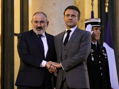 Пашинян назвал «отличными» переговоры с Макроном