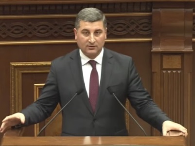Министр не ответил на вопрос о причинах стремительного роста цен на автомобильное топливо в Армении