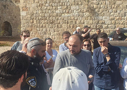Jerusalem police demand local Armenians to vacate disputed area of ‘Cows’ Garden’