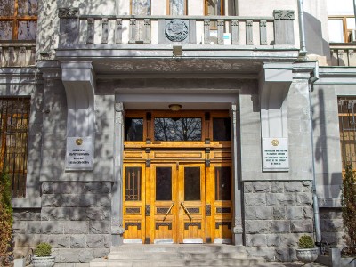 Прокуроры Армении получат денежную надбавку в размере 92% от своей зарплаты