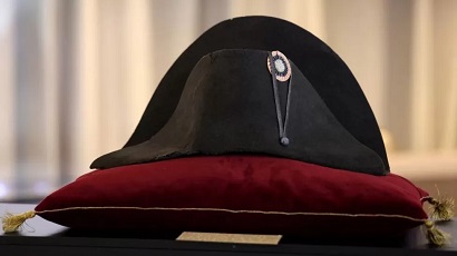 Napoleon’s hat sells for €1.9M at auction