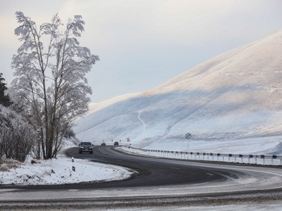 В Ани, Артике, Ашоцке, Ташире, Степанаване идет снег