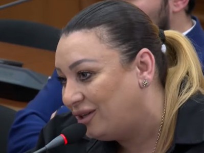 «Ո՞վ են իրենք, որ մեկնաբանեմ». Անի Խաչատրյանը` ընդդիմության մասին