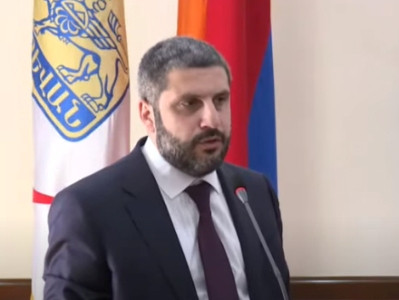 Вице-мэр Еревана извинился за вчерашний инцидент на заседании Совета старейшин