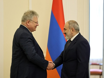 Премьер-министр Армении принял президента Федеральной разведывательной службы Германии