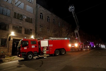 На улице Тигранян в Ереване вспыхнул пожар: выехало 5 боевых расчетов
