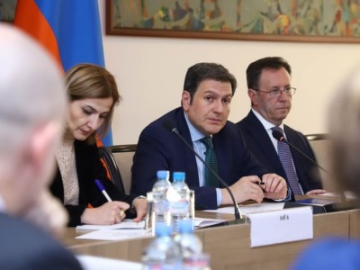 Замглавы МИД Армении приветствовал совместную миссию по установлению фактов EEAS