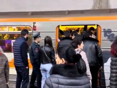 Фракция блока «Мать Армения» в Совете старейшин Еревана обнародовала видеоматериал из метрополитена