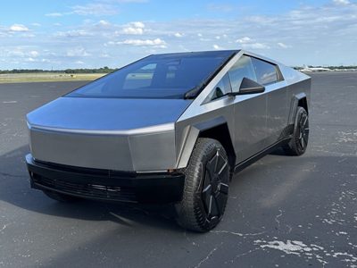 Հաճախորդներին են հանձնվել Tesla Cybertruck-ի առաջին պիկապները
