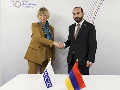 Глава МИД Армении: Азербайджан продолжает ставить под удар усилия международных посредников