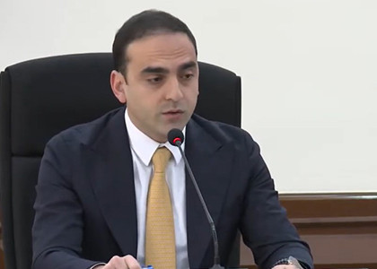 Ժամանակն է, որ քաղաքապետարանը մի փոքր ակտիվ լինի Արցախից բռնի տեղահանված անձանց ինտեգրման հարցում. Ավինյան