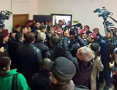 Арман Татоян: То, что произошло сегодня в общине Алаверди, является захватом власти
