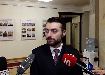 Соратник Пашиняна через сутки вынужденно извинился за свое поведение