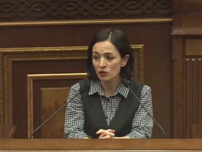 Власти Армении собираются расширить поддержку насильственно перемещенным из Арцаха студентам