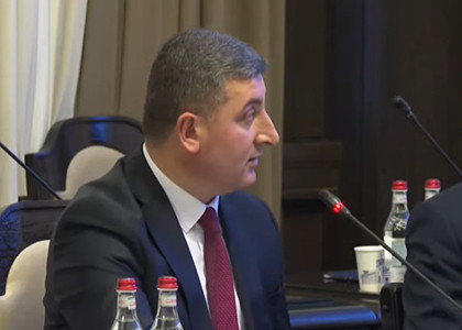 Министр: В Апаране построили новое многоквартирное здание