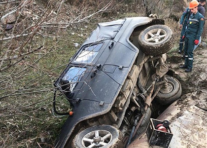 Եղեգիս գյուղի «Ոսկե աղբյուր» կոչվող տարածքում կողաշրջվել է «UAZ»-ը