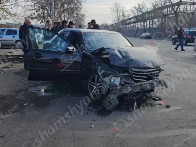 Երևանում Թամանցիների փողոցում բախվել են 4 մեքենաներ. Բոլոր վարորդները եղել են սթափ