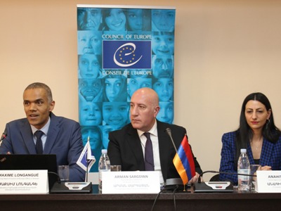 Զինված ուժերը պետք է կառուցված լինեն ու գործեն իրավունքահեն գաղափարների հիման վրա. Անահիտ Մանասյան