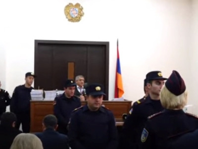 15 զինվորի մահվան գործով նիստին դատարանը քննում է ամբաստանյալների խափանման միջոցի փոփոխման հարցը