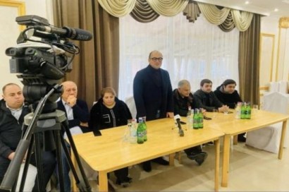 Члены Верховного органа РПА провели встречу с группой жителей Арташата и Арарата