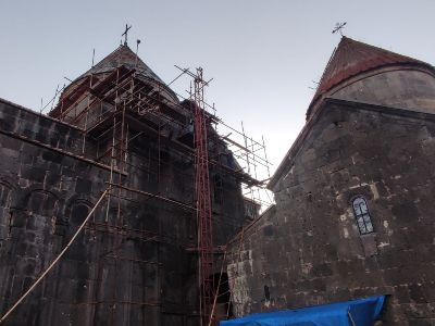 Քոբայրավանքի սեղանատան և Սանահինի Սբ Ամենափրկիչ եկեղեցու տանիքածածկերի վերականգնման աշխատանքներն ավարտվել են