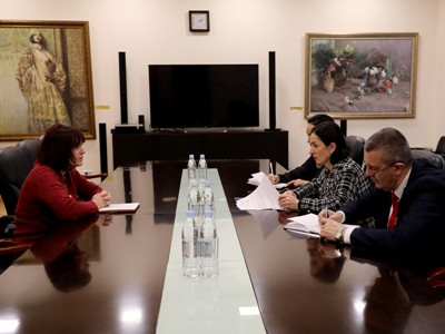 Պատրաստ ենք քննարկել հայագիտությանն աջակցելու բոլոր հնարավորությունները. Անդրեասյանը՝ հայագետ Յասմին Դում-Թրագուտին