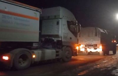Վերին Խոտանան գյուղի եկեղեցու մոտ խցանվել է 40 մեքենա. Երթեւեկությունը դարձել է միակողմանի