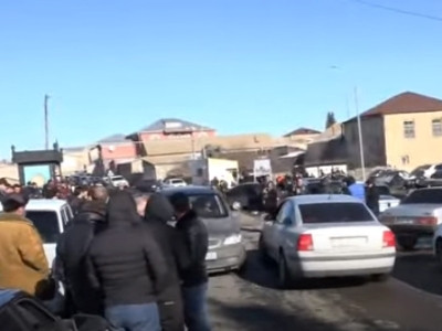 Եթե իմ գյուղացիներից մեկին պետք է տանեն դատեն, պատժեն, ես իրենց կողքին եմ. էդ մարդիկ հանցագործ չեն. նորատուսցի ձկնորս