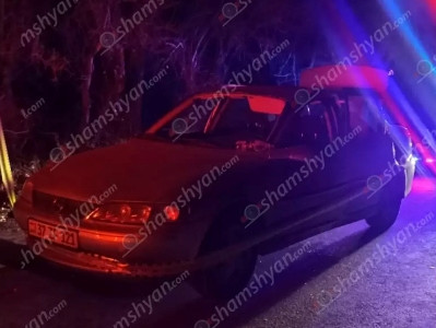 В Армавирской области в машине вспыхнул пожар: два человека доставлены в больницу