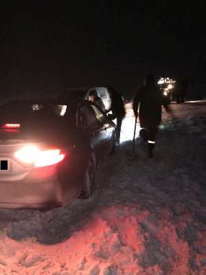 На дороге Гетап-Мартуни спасатели разблокировали 7 автомобилей с 21 пассажиром