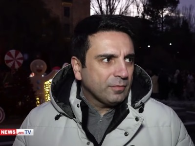 Симонян: Баку предпринимает способствующие миру шаги, мы это видим