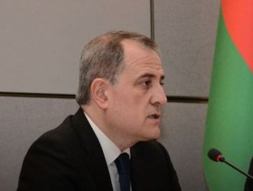 Байрамов: Министры иностранных дел Азербайджана и Армении могут встретиться на государственной границе