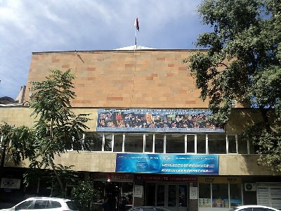 Сурен Шахвердян назначен и.о. директора Ереванского русского драматического театра им. Станиславского