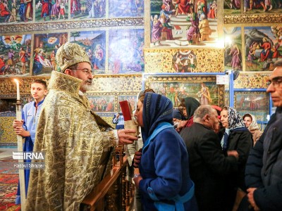 Տիրոջ ընթրիքի Սուրբծննդյան ժամերգություն Իրանի Վանք հայկական եկեղեցում