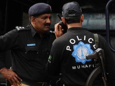 6 barbers shot dead in Pakistan region where men are required to have beards