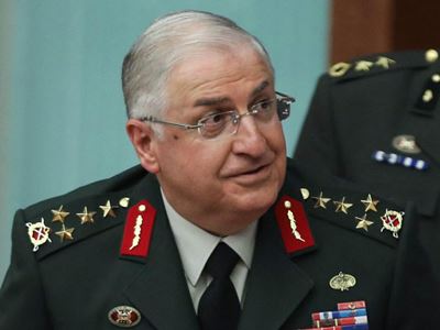 Министр обороны Турции заговорил о мирном соглашении между Ереваном и Баку