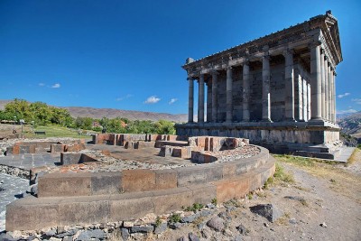 «Փաստ». Հիմա էլ հասան հայոց պատմությանը
