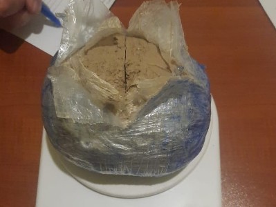 Բացահայտվել է խմբի կազմում թմրամիջոցների, այդ թվում 800 գրամ «Հերոինի» ապօրինի շրջանառության դեպք. 3 անձ կալանավորվել է