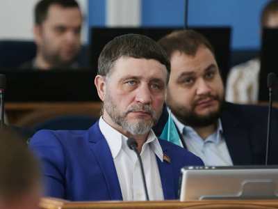 Պերմցի կոմունիստ պատգամավորին զրկել են մանդատից. նա արտահայտվել է պատերազմի դեմ եւ Պուտինին հրեշ է անվանել