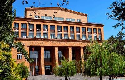 «Հրապարակ». ԵՊՀ-ում բնական կարիքներ հոգալը լուրջ խնդիր է դարձել