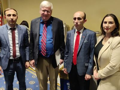 Омбудсмен и бывший госминистр Арцаха обсудили возможность возвращения арцахцев на родину