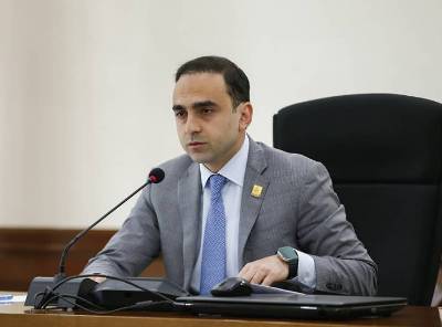 «Ժողովուրդ». Ձնամաքրում, տրանսպորտի և աղբի խնդիրներ, Օղակաձեւ այգի․ Ավինյանի պատասխանները բավարարել են ՔՊ խմբակցությանը