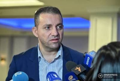 Newspaper: Armenia economy minister to be called for questioning