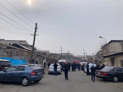 Explosion in Yerevan, 2 people under rubble